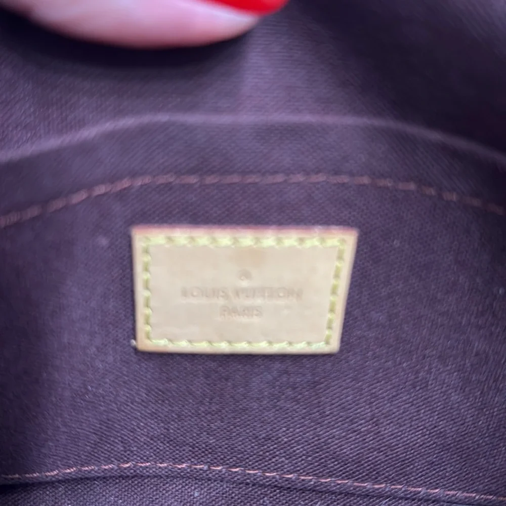 Louis Vuitton Favorite MM